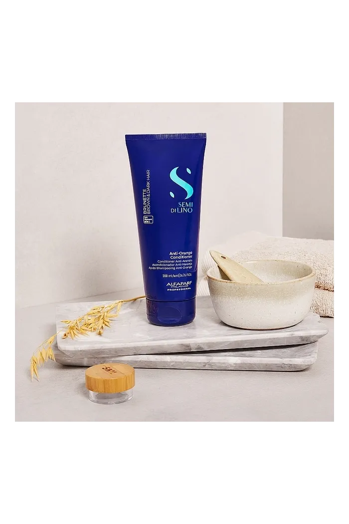 Кондиционер для каштановых и темных волос