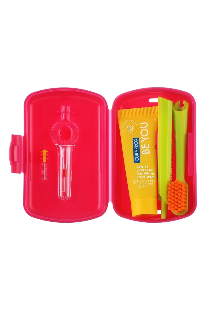 Набор дорожный гигиенический, красный