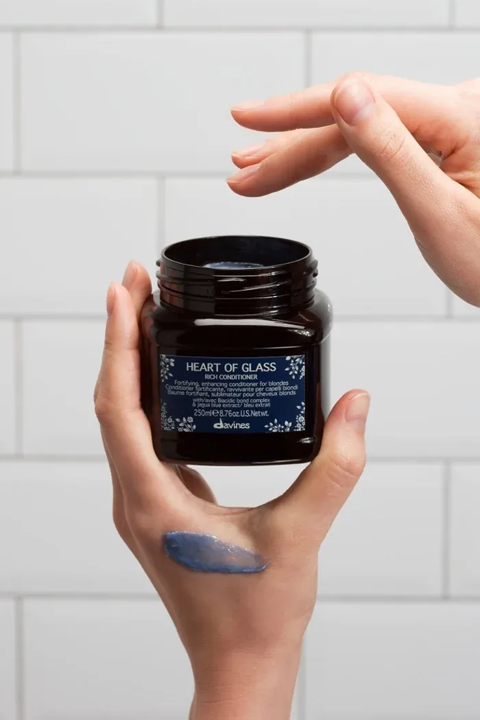 Питательный кондиционер для защиты и сияния