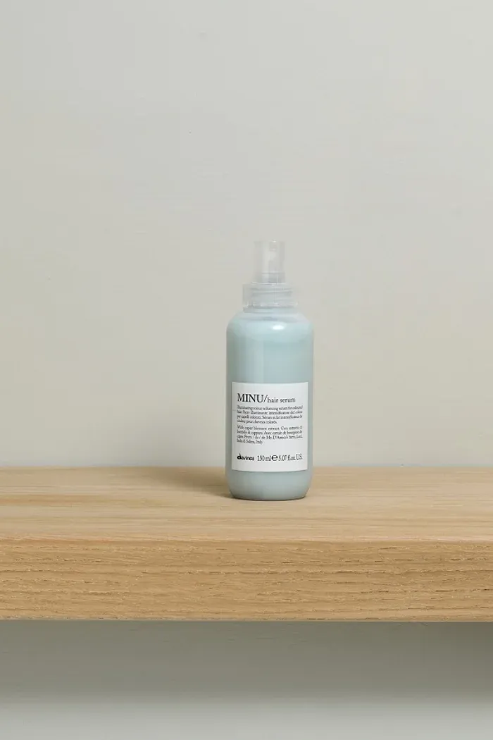 MINU несмываемая сыворотка для окрашенных волос
