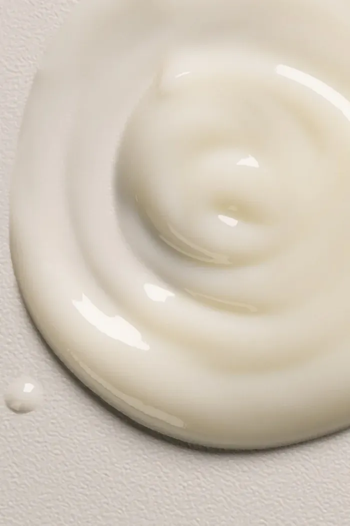 OI многофункциональное молочко для волос