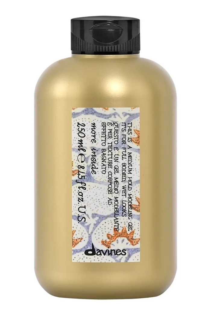 Моделирующий гель для создания эффекта мокрых волос