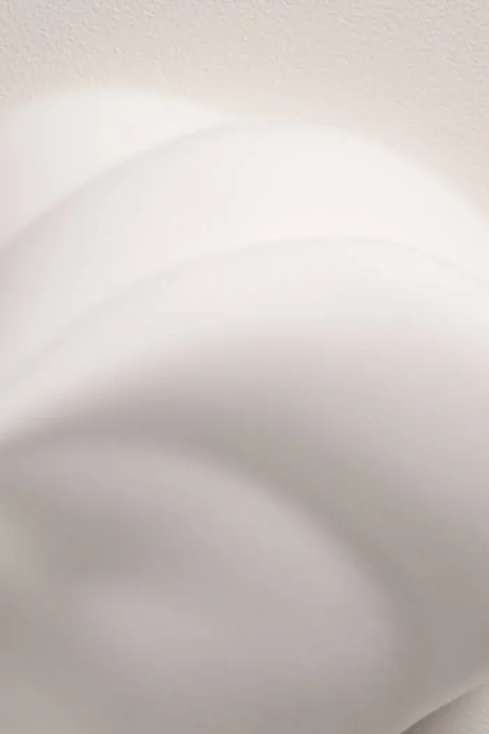 Мусс-объем для стойкой воздушной текстуры