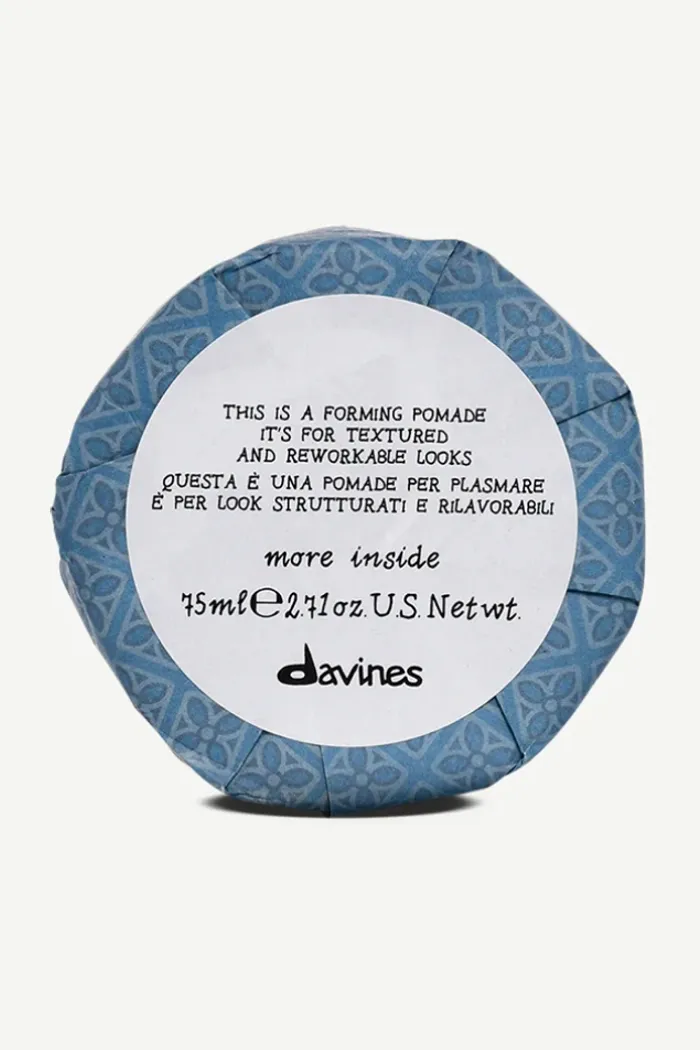 Моделирующая помада для текстурных и пластичных образов