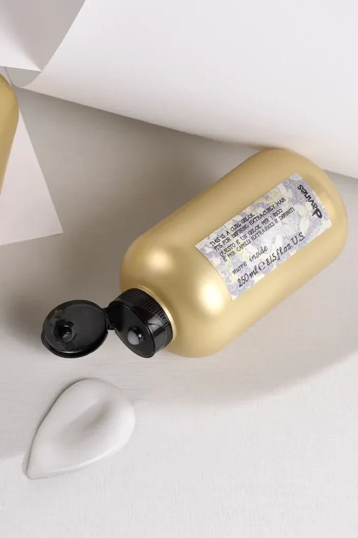 Гель-масло для мягкой фиксации локонов и кудрей