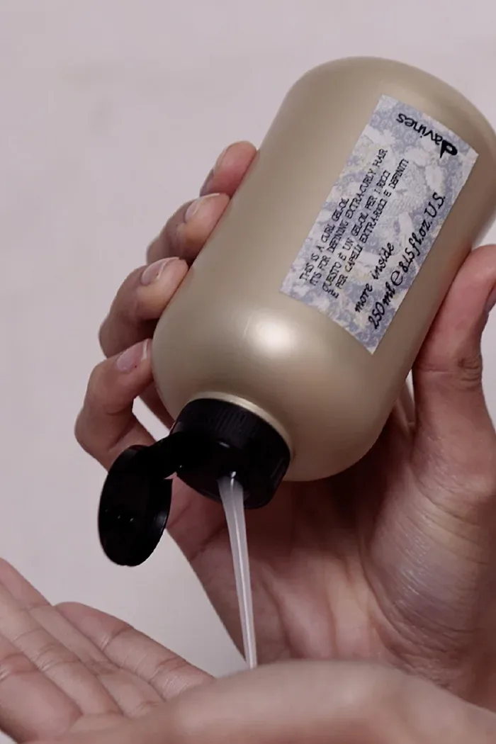 Гель-масло для мягкой фиксации локонов и кудрей