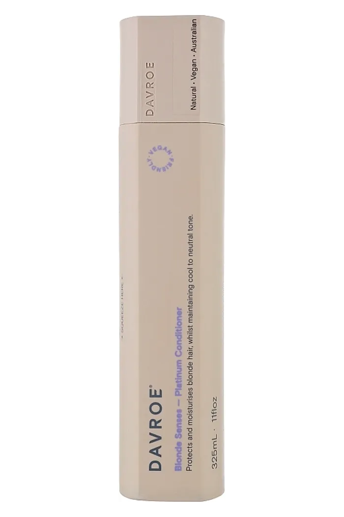 Тонирующий кондиционер для светлых и седых волос