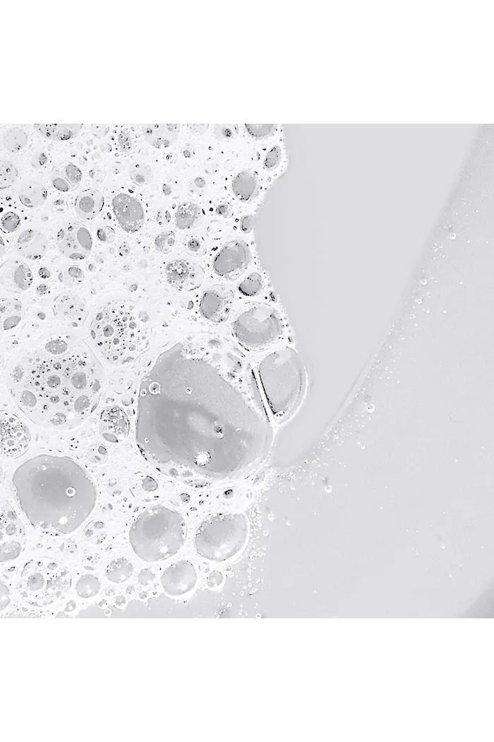 Ухаживающий гель для рук и тела