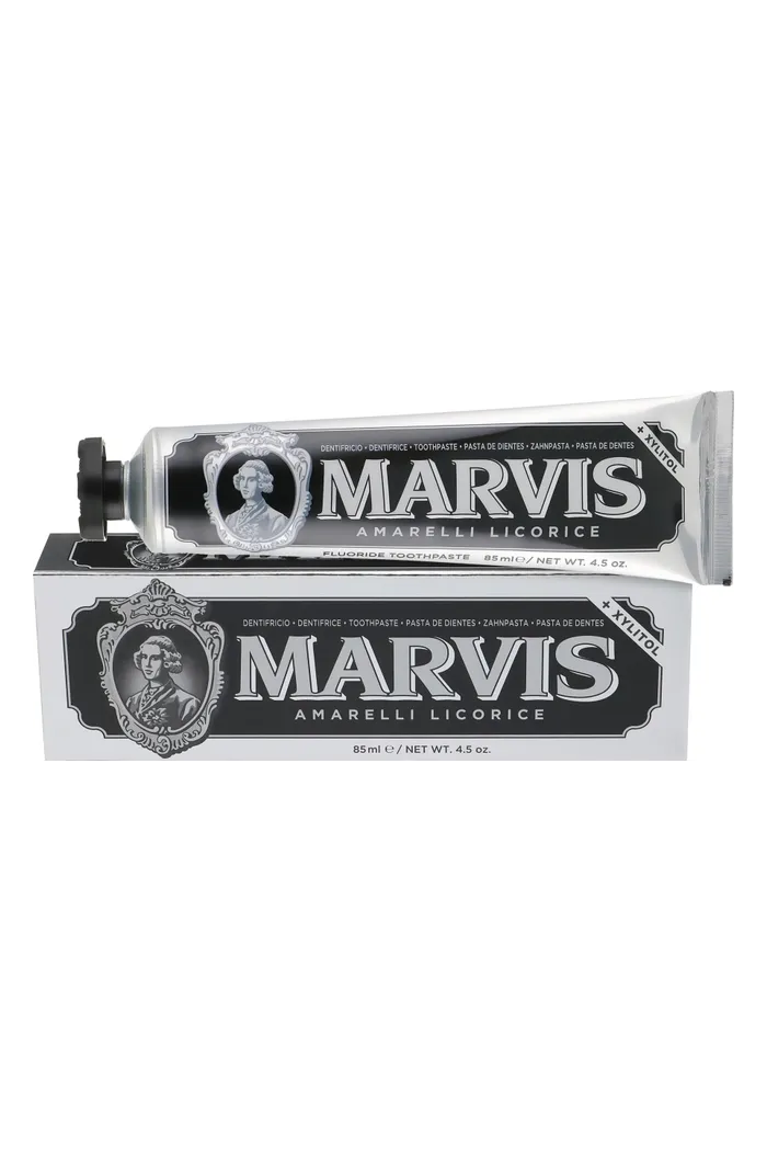 Зубная паста «Амарелли Лакрица и Мята»